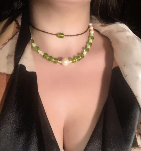 Handmade High Quality Set Of 2 Pieces Grade A Crystal Fine Beads Choker And Necklace - مجموعة من قطعتين شوكر وقلادة من الخرز الناعم والجحر الكريستالي من الدرجة الأولى صناعة يدوية عالية الجودة