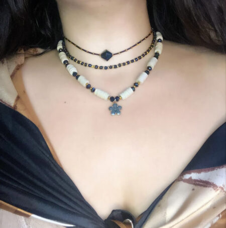 Handmade High Quality Set Of 3 Pieces Choker And 2 necklaces Semi Precious Stones Plated Gold Beads - مجموعة من 3 قطع شوكر و قلادتين مطليتين بالذهب و احجار شبه كريمة صناعة يدوية عالية الجودة