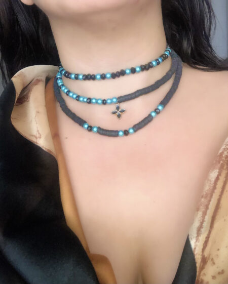 Handmade High Quality Set Of 3 Pieces Semi Precious Beads Precious Stone Black And Blue - مجموعة من 3 قطع خرز شبه كريم مع حجر كريم باللونين الأسود والأزرق صناعة يدوية عالية الجودة